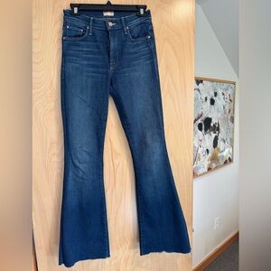 MOTHER The popular Weekender Fray flare jean in Color “Home Movies”